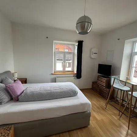 Apartment Theresia *